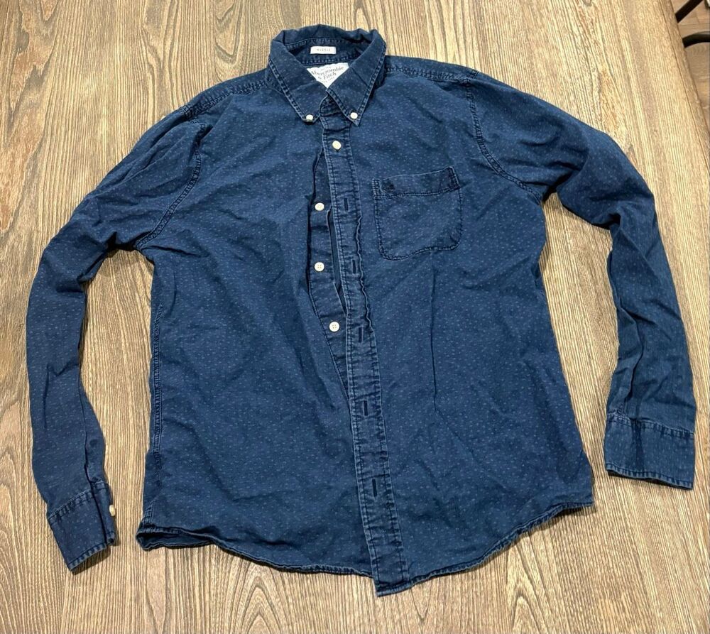 Abercrombie & Fitch Women's Muscle Fit Long Sleeve Button Down Shirt Blue Large